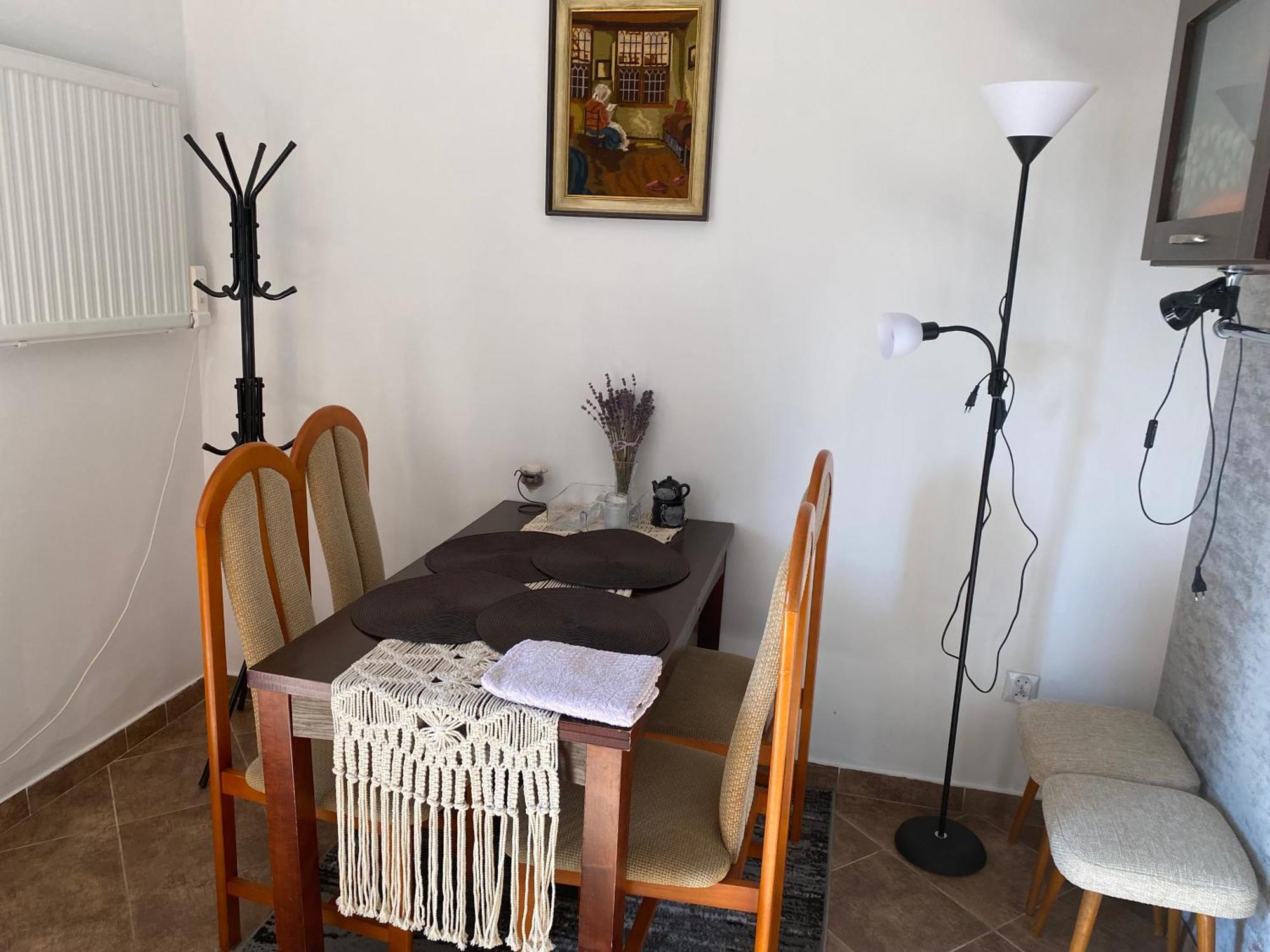 Pokoje Goscinne Renata Knitter Komnino 外观 照片